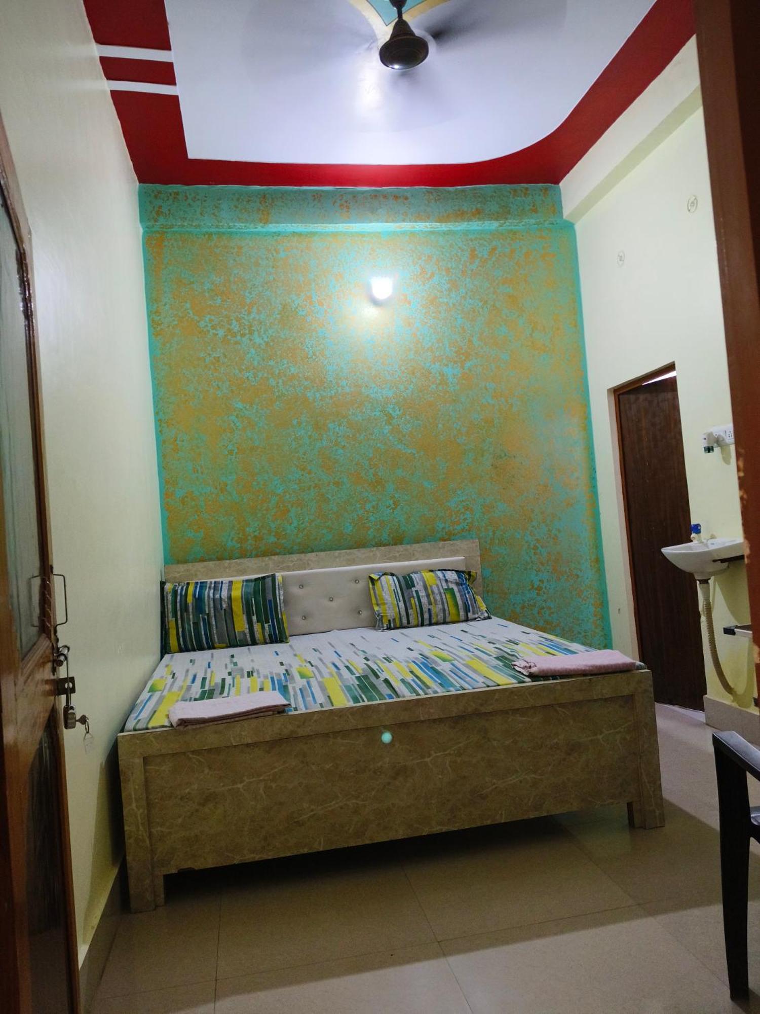 Rameshwar Dham Andhra Bhavan Naimisharanya Екстериор снимка